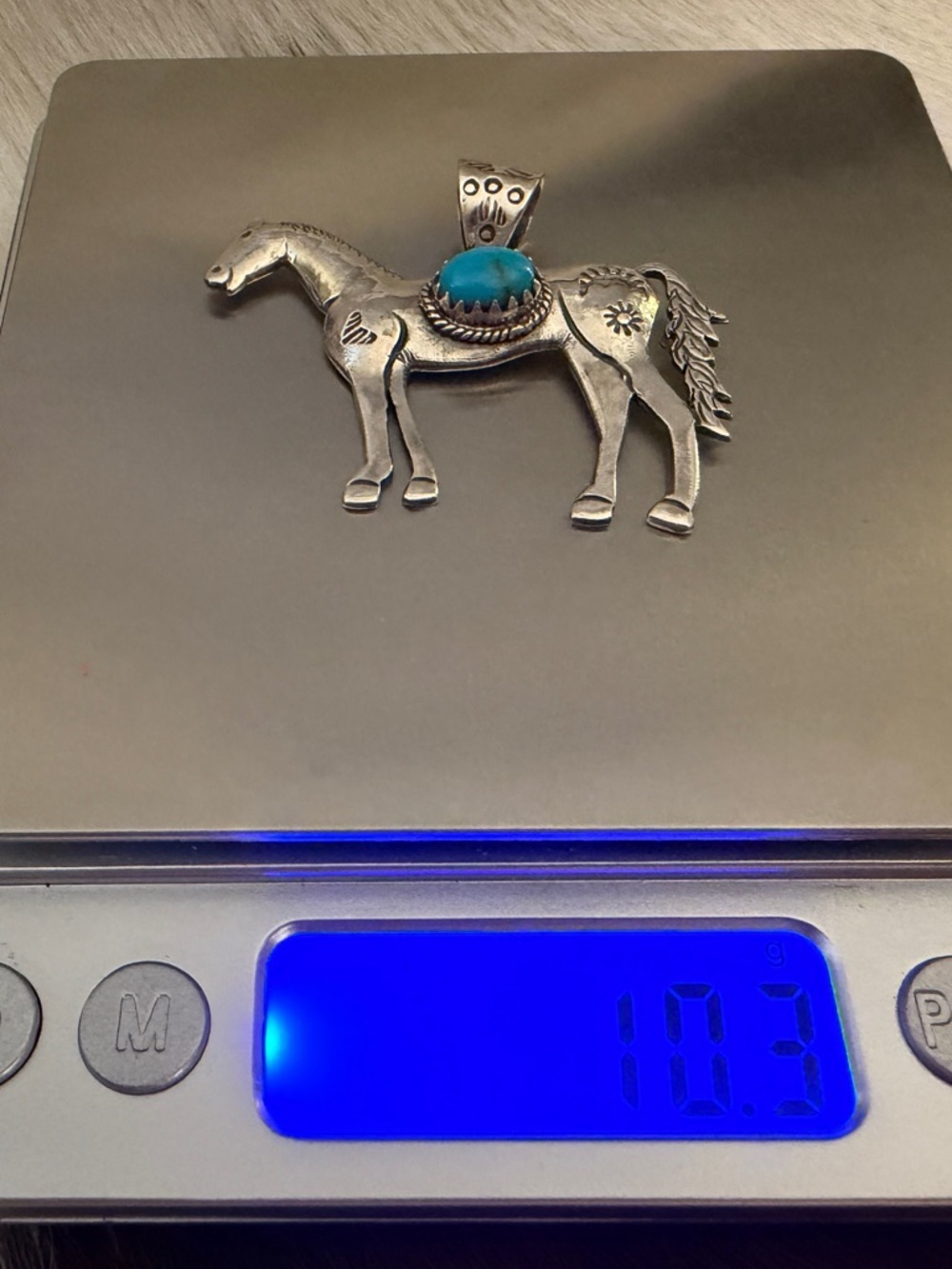 ❤️ Kingman Turquoise Sterling Hand Stamped Statement Horse Unisex Pendant - Picture 8 of 12